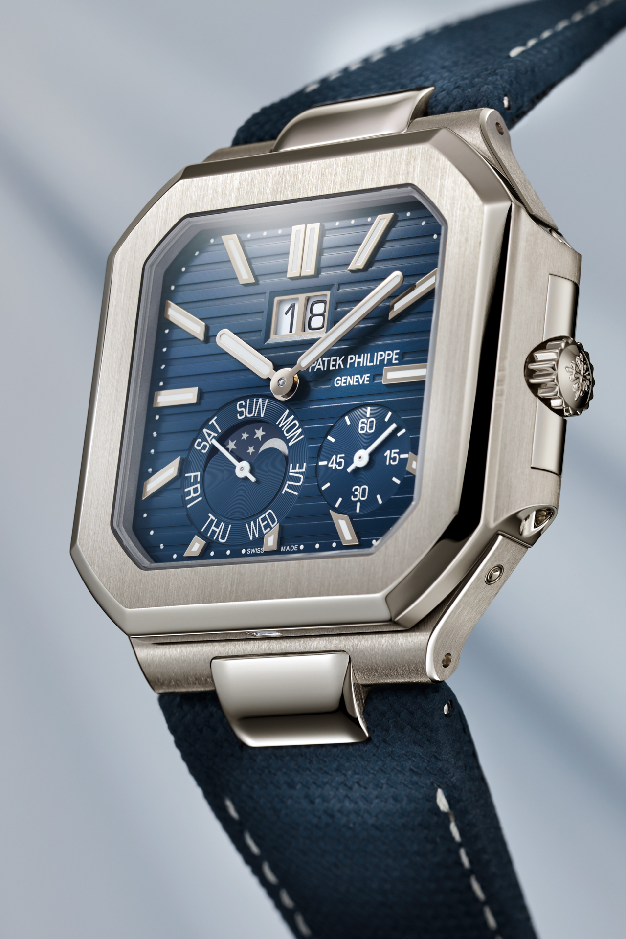 Patek Philippe Cubitus доказывает, что быть квадратным - это круто