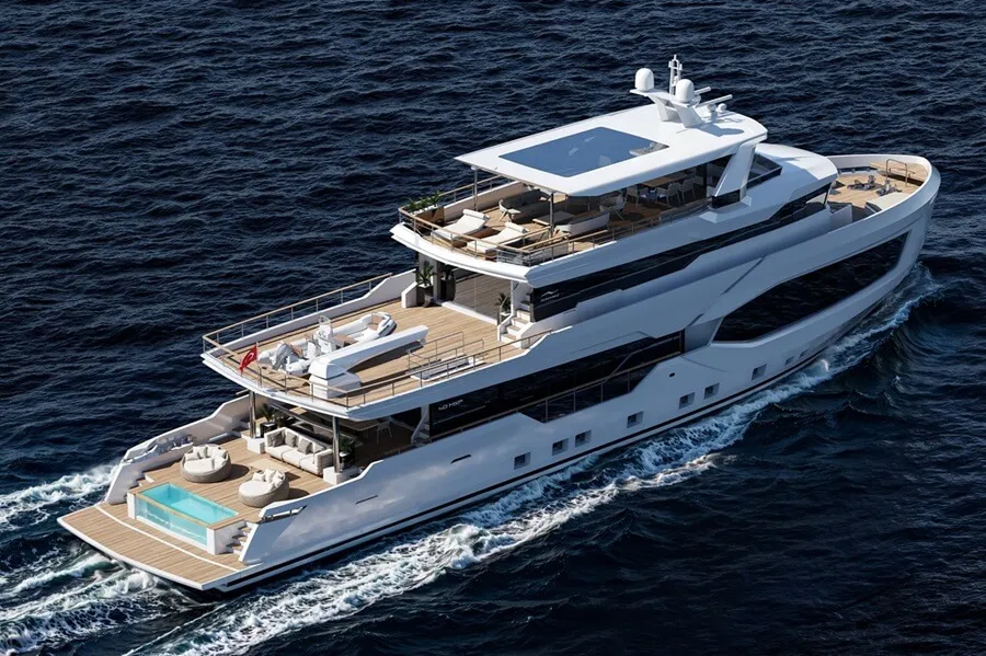 Numarine путешествует на Восток с Camper & Nicholsons