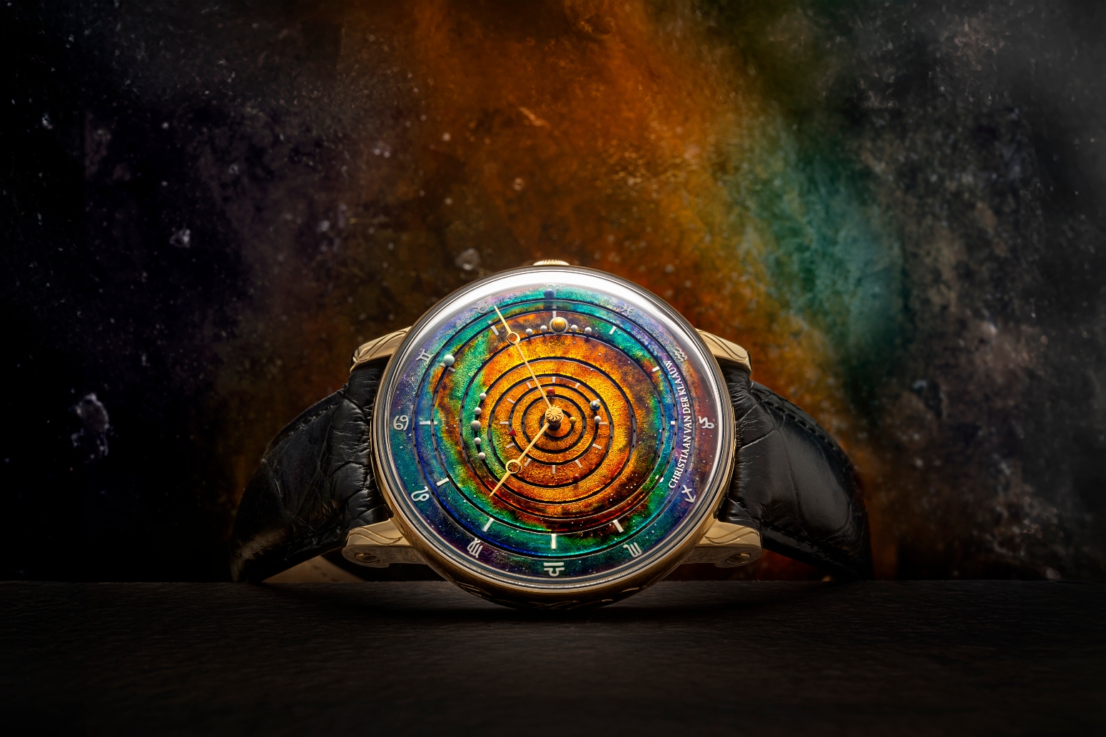 Christiaan van der Klaauw Astronomical Watches отмечает 70-летие Sincere Fine Watches юбилейной серией CVDK Grand Planetarium Eccentric Sincere Platinum Jubilee Edition